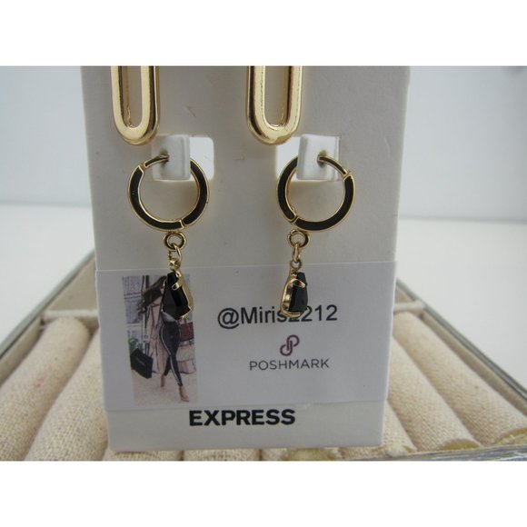 NEW WITH TAGS EXPRESS SET OF 3 SHINY GOLD EARRING SET - Picture 4 of 4